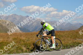 Photo #2669103 | 16-08-2022 12:19 | Passo Dello Stelvio - Peak BICYCLES