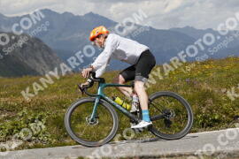 Foto #3629899 | 29-07-2023 14:17 | Passo Dello Stelvio - die Spitze BICYCLES