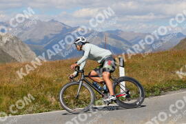 Photo #2671906 | 16-08-2022 13:53 | Passo Dello Stelvio - Peak BICYCLES