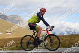 Photo #4296186 | 20-09-2023 11:51 | Passo Dello Stelvio - Peak BICYCLES