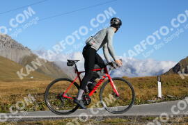 Foto #4296021 | 20-09-2023 09:44 | Passo Dello Stelvio - die Spitze BICYCLES