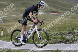 Photo #3200118 | 23-06-2023 12:17 | Passo Dello Stelvio - Peak BICYCLES