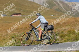 Photo #2739624 | 25-08-2022 13:41 | Passo Dello Stelvio - Peak BICYCLES
