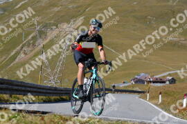 Photo #4156177 | 04-09-2023 14:37 | Passo Dello Stelvio - Peak BICYCLES