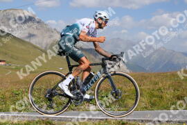 Photo #4034527 | 23-08-2023 11:27 | Passo Dello Stelvio - Peak BICYCLES