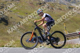 Photo #3963304 | 19-08-2023 12:38 | Passo Dello Stelvio - Peak BICYCLES