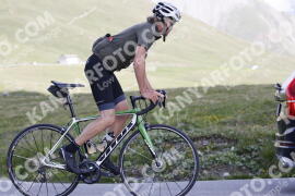 Photo #3345960 | 04-07-2023 10:18 | Passo Dello Stelvio - Peak BICYCLES