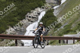 Photo #3190938 | 22-06-2023 11:05 | Passo Dello Stelvio - Waterfall curve BICYCLES