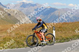 Photo #2737137 | 25-08-2022 12:43 | Passo Dello Stelvio - Peak BICYCLES