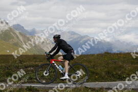 Foto #3697151 | 02-08-2023 12:27 | Passo Dello Stelvio - die Spitze BICYCLES