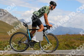 Foto #3829213 | 12-08-2023 10:33 | Passo Dello Stelvio - die Spitze BICYCLES