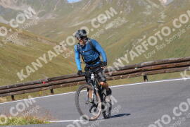 Foto #4033691 | 23-08-2023 10:06 | Passo Dello Stelvio - die Spitze BICYCLES