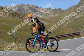 Photo #3959635 | 19-08-2023 11:33 | Passo Dello Stelvio - Peak BICYCLES