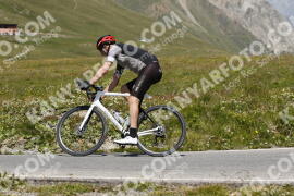 Photo #3530283 | 18-07-2023 13:02 | Passo Dello Stelvio - Peak BICYCLES