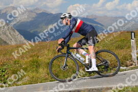 Photo #3985770 | 20-08-2023 15:00 | Passo Dello Stelvio - Peak BICYCLES