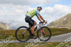 Foto #4036329 | 23-08-2023 12:43 | Passo Dello Stelvio - die Spitze BICYCLES