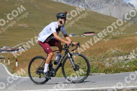 Photo #2671327 | 16-08-2022 13:21 | Passo Dello Stelvio - Peak BICYCLES