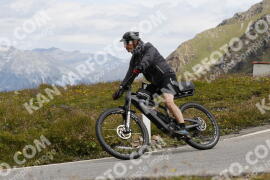 Foto #3695192 | 02-08-2023 11:32 | Passo Dello Stelvio - die Spitze BICYCLES