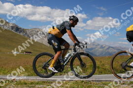 Foto #3967500 | 19-08-2023 15:01 | Passo Dello Stelvio - die Spitze BICYCLES