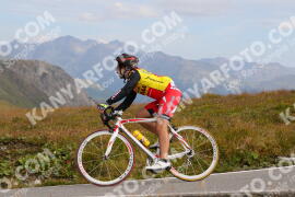 Foto #3919335 | 17-08-2023 10:12 | Passo Dello Stelvio - die Spitze BICYCLES