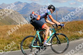 Photo #2735936 | 25-08-2022 10:40 | Passo Dello Stelvio - Peak BICYCLES