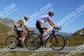 Foto #3807441 | 11-08-2023 10:31 | Passo Dello Stelvio - die Spitze BICYCLES