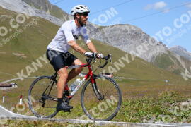 Foto #3811987 | 11-08-2023 12:44 | Passo Dello Stelvio - die Spitze BICYCLES