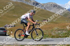 Foto #2700478 | 21-08-2022 14:27 | Passo Dello Stelvio - die Spitze BICYCLES