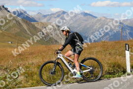 Photo #2700896 | 21-08-2022 15:06 | Passo Dello Stelvio - Peak BICYCLES