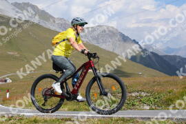Photo #3894743 | 15-08-2023 11:19 | Passo Dello Stelvio - Peak BICYCLES