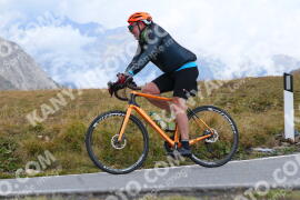 Photo #4296378 | 20-09-2023 12:50 | Passo Dello Stelvio - Peak BICYCLES