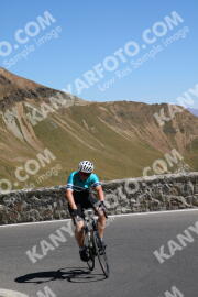 Photo #2718932 | 23-08-2022 13:09 | Passo Dello Stelvio - Prato side BICYCLES