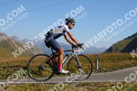 Photo #3979687 | 20-08-2023 09:28 | Passo Dello Stelvio - Peak BICYCLES