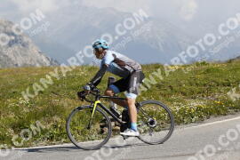 Photo #3509622 | 17-07-2023 10:40 | Passo Dello Stelvio - Peak BICYCLES