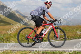 Foto #4035161 | 23-08-2023 12:00 | Passo Dello Stelvio - die Spitze BICYCLES