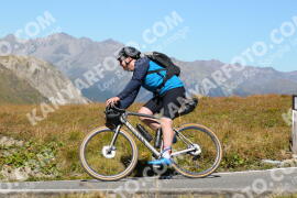 Photo #4155743 | 04-09-2023 13:22 | Passo Dello Stelvio - Peak BICYCLES