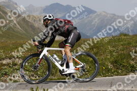 Photo #3529894 | 18-07-2023 12:37 | Passo Dello Stelvio - Peak BICYCLES