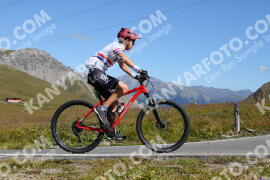 Foto #3807842 | 11-08-2023 11:01 | Passo Dello Stelvio - die Spitze BICYCLES