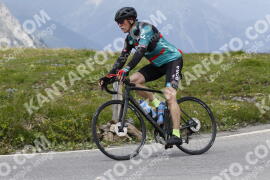 Foto #3382344 | 08-07-2023 15:03 | Passo Dello Stelvio - die Spitze BICYCLES