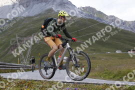 Photo #3647656 | 30-07-2023 09:32 | Passo Dello Stelvio - Peak BICYCLES