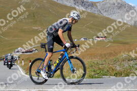 Photo #2699689 | 21-08-2022 13:23 | Passo Dello Stelvio - Peak BICYCLES