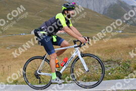 Photo #2764900 | 28-08-2022 11:35 | Passo Dello Stelvio - Peak BICYCLES