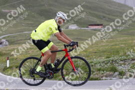 Photo #3265284 | 28-06-2023 12:33 | Passo Dello Stelvio - Peak BICYCLES
