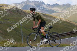 Photo #3895081 | 15-08-2023 11:51 | Passo Dello Stelvio - Peak BICYCLES