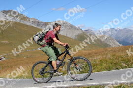 Photo #2699189 | 21-08-2022 12:55 | Passo Dello Stelvio - Peak BICYCLES