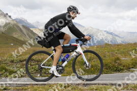Foto #3732391 | 06-08-2023 14:32 | Passo Dello Stelvio - die Spitze BICYCLES