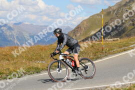 Photo #2753789 | 26-08-2022 12:39 | Passo Dello Stelvio - Peak BICYCLES