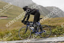 Foto #3731966 | 06-08-2023 13:54 | Passo Dello Stelvio - die Spitze BICYCLES