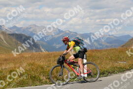 Foto #2672468 | 16-08-2022 14:26 | Passo Dello Stelvio - die Spitze BICYCLES