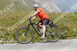 Photo #3531377 | 18-07-2023 13:40 | Passo Dello Stelvio - Peak BICYCLES